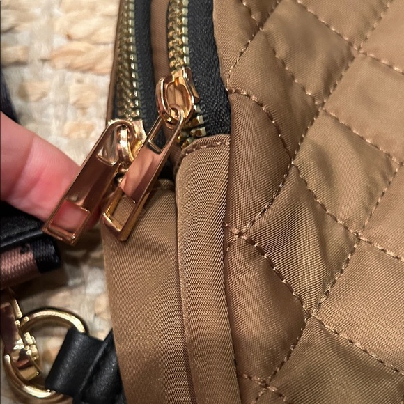 Elegant Brown Quilted Belt Bag - Picture 3 of 10